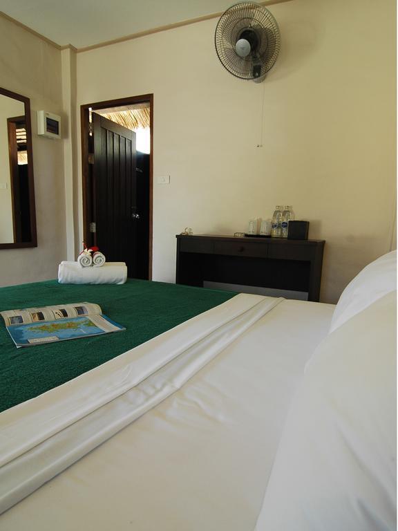 Hutcha Resort Mae Nam Esterno foto