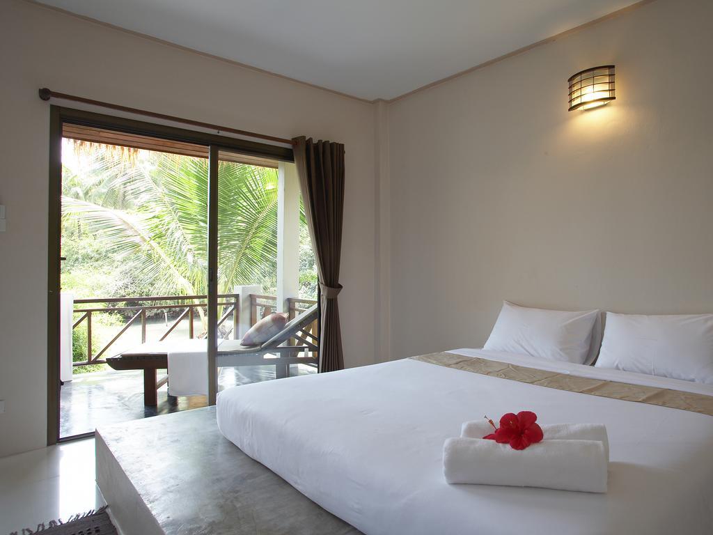 Hutcha Resort Mae Nam Esterno foto